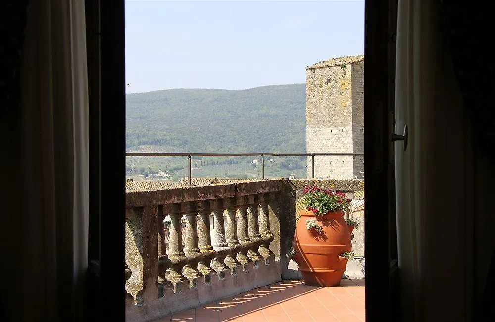Hotel La Cisterna San Gimignano