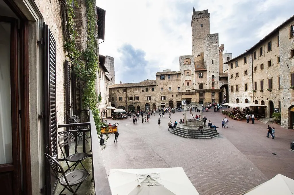 Hotel La Cisterna San Gimignano