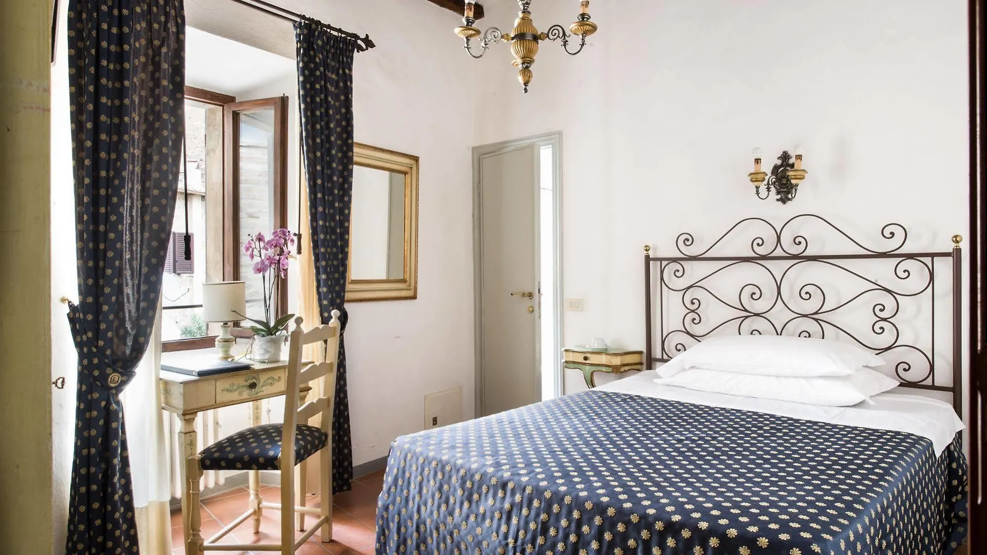 Hotel La Cisterna San Gimignano